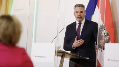 Austrian Interior Minister: Vienna attack Suspect is still at large