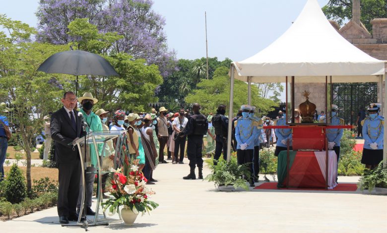 France returns a 19th century crown to Madagascar