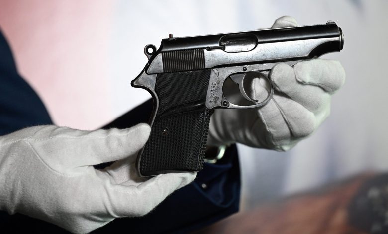 James Bond pistol Sold for $ 256,000