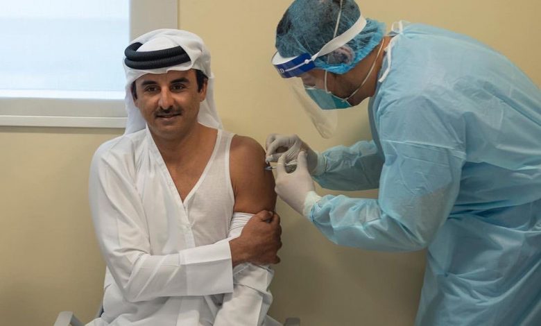 H.H. The Amir receives Covid-19 vaccine