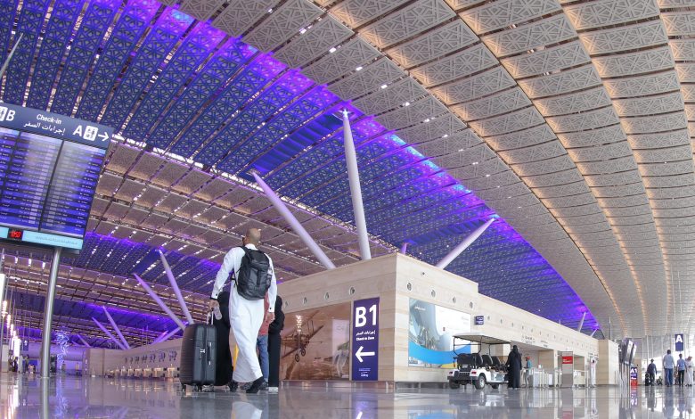 Qatar Airways resumes flights to Jeddah