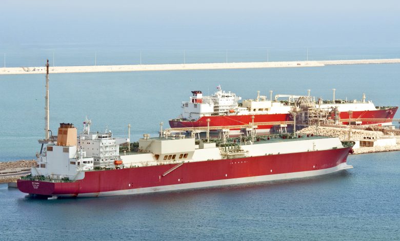 Qatargas Completes First Commercial Ship-To-Ship Transfer of LNG Cargo