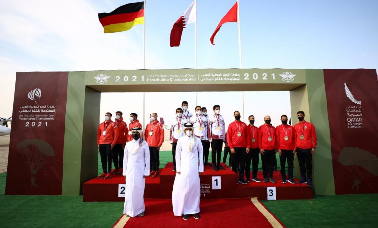 Chairman of Qatar Air Sports Committee Praises Success of Parachuting Championship