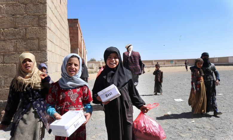 QRCS Protects 18,000 Schoolchildren in Yemen Against Cold Weather