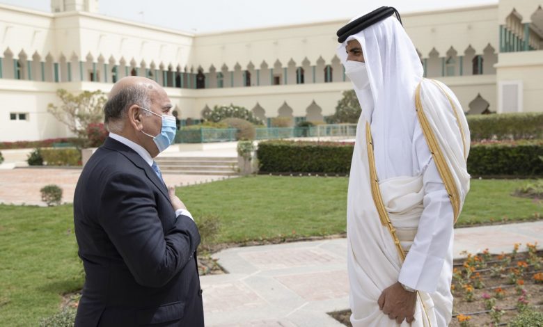 Amir Meets Foreign Minister of Iraq