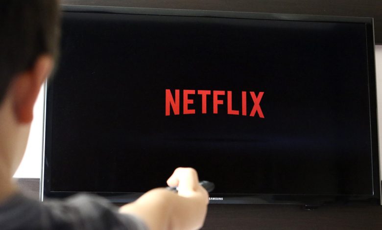 Netflix to offer 41 new shows to lure Indian viewers