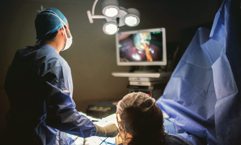 Chinese Medical Team Performs tele-surgical Eye Surgery 3,000 km away Using A.I.