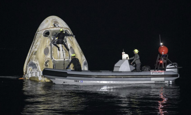 SpaceX: Successful and rare landing of astronaut crew in the Gulf of Mexico