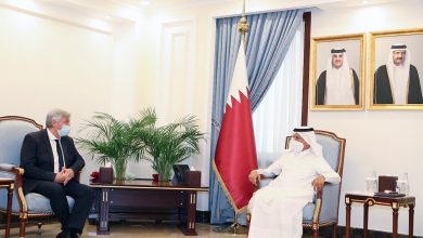 Speaker of Shura Council Meets President of France-Qatar Friendship Group