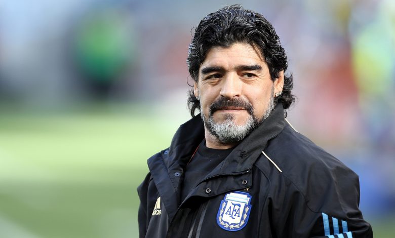 Maradona doctors face premeditated murder charge over star's death