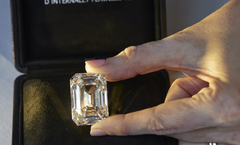 101 carat diamond to be auctioned in Geneva jewellery sale