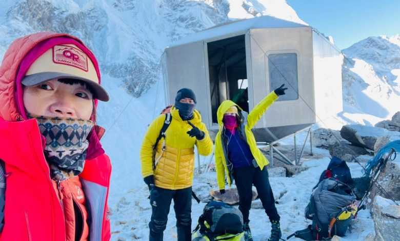 Hong Kong teacher records fastest Everest ascent by a woman