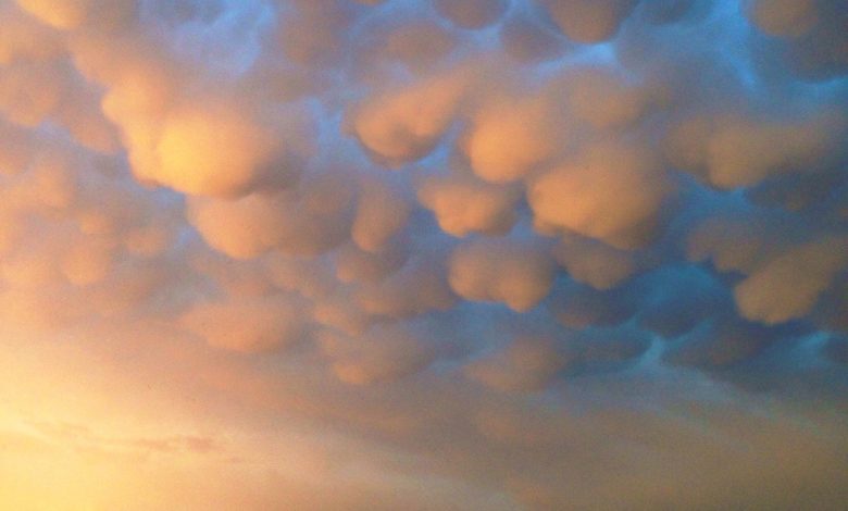 Most unusual Mammatus clouds appear in the sky of Qatar