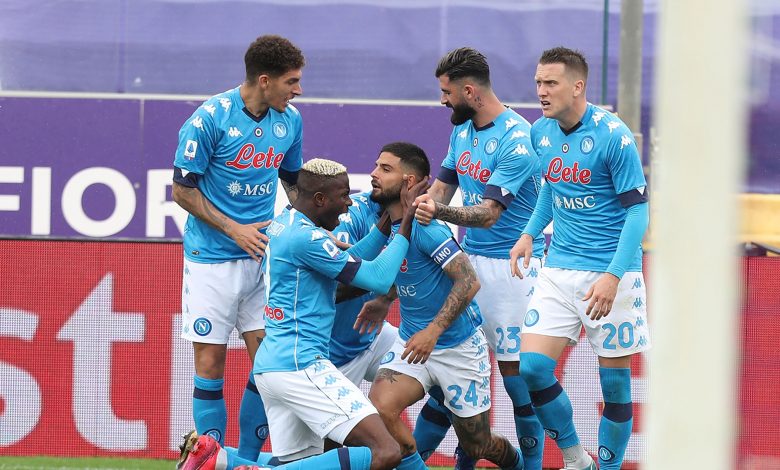 Napoli tighten grip on top-four spot with Fiorentina win