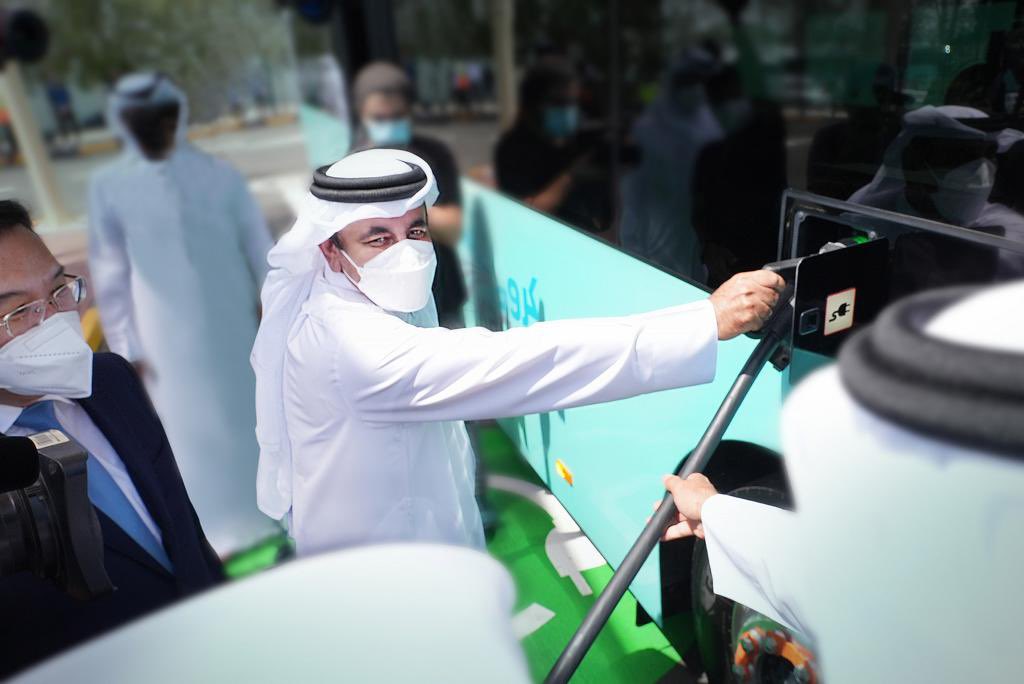 Minister Inaugurates Pilot Operation of Electric Bus Charging Station at Karwa