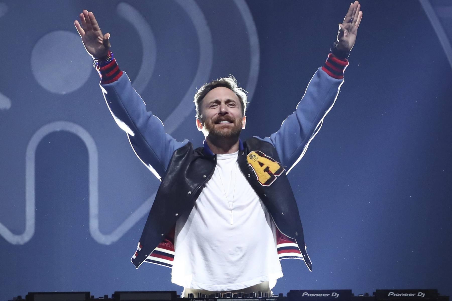 Warner music buys French DJ David Guetta's music catalogue