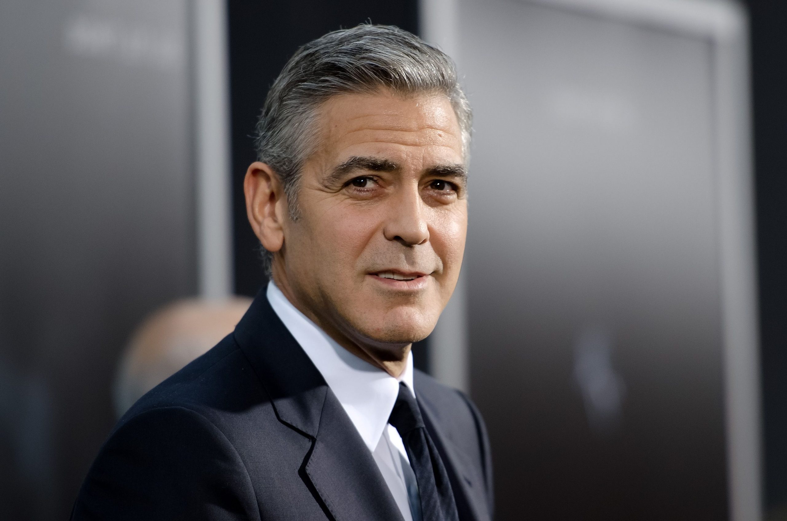 George Clooney open school to train film crews