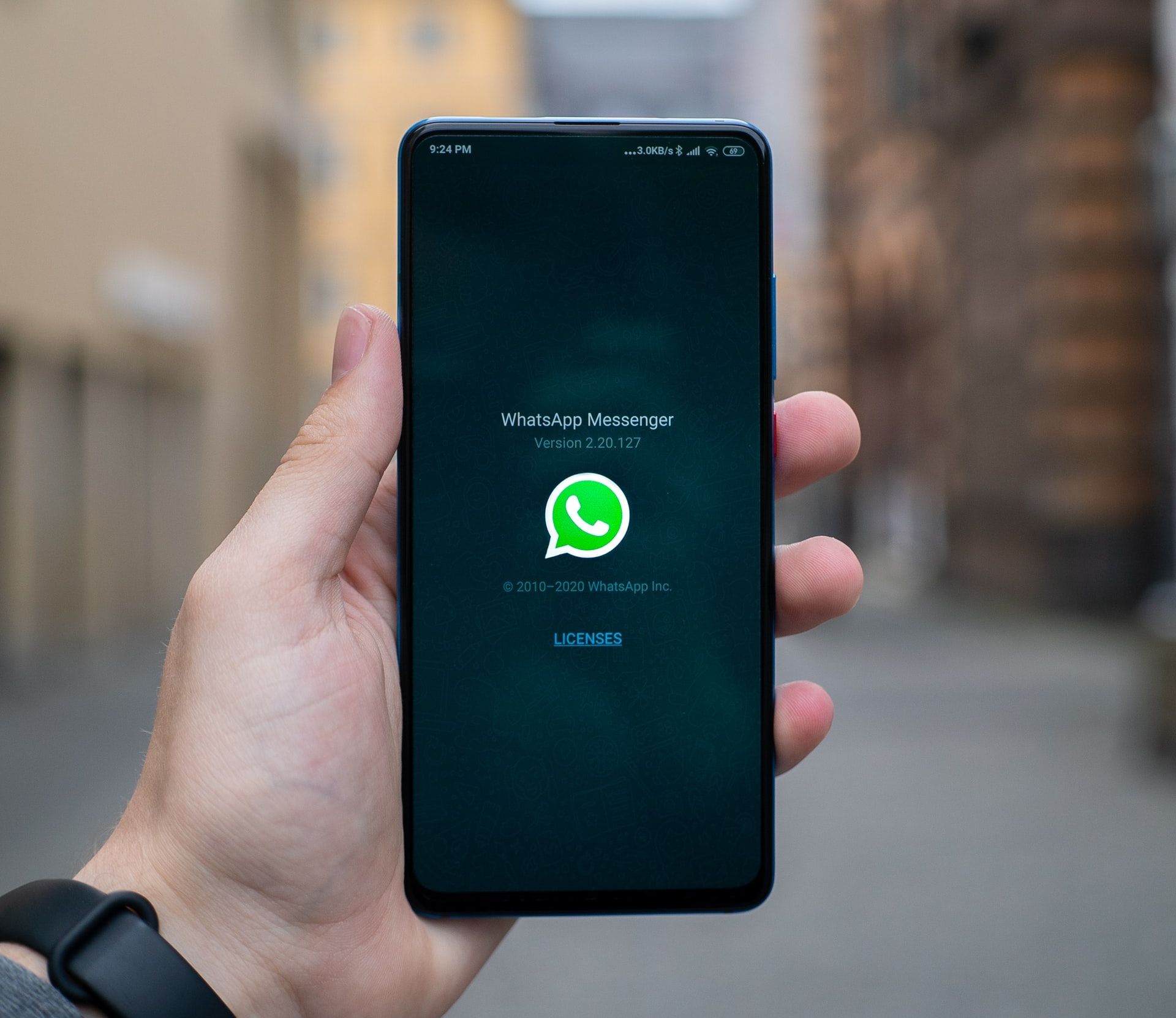 WhatsApp adds a highly requested feature: Messaging from multiple devices