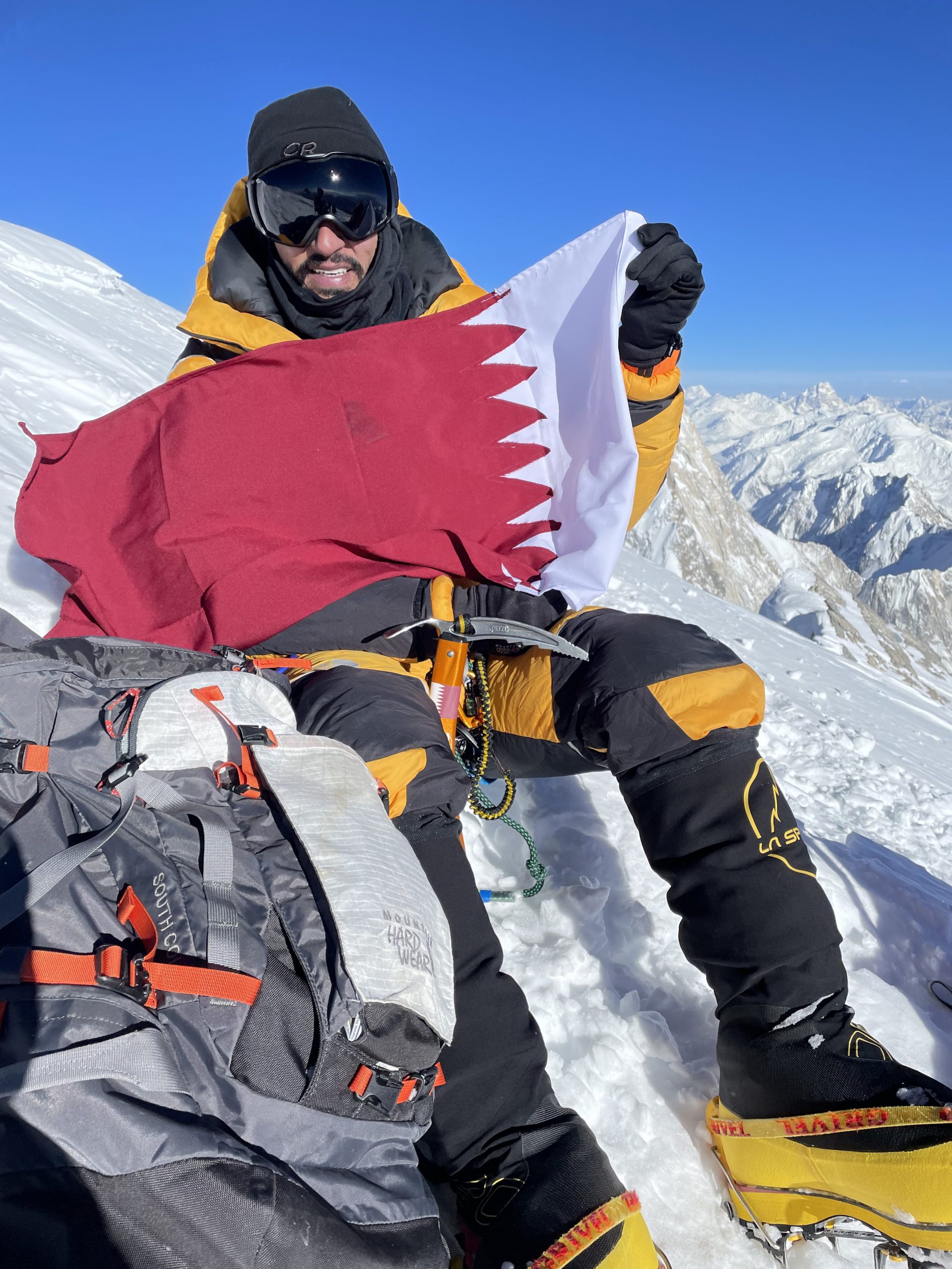 Qatari adventurer succeeds in raising Qatari flag over the world’s 12th highest peak