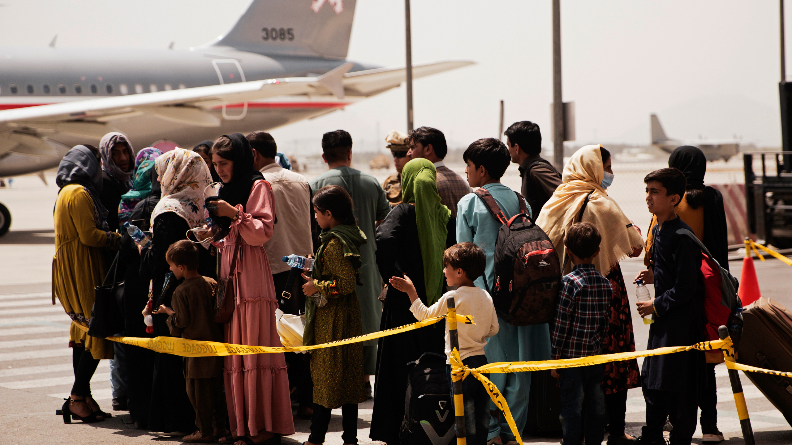 Qatar evacuates more than 300 female students and 200 media professionals from Afghanistan