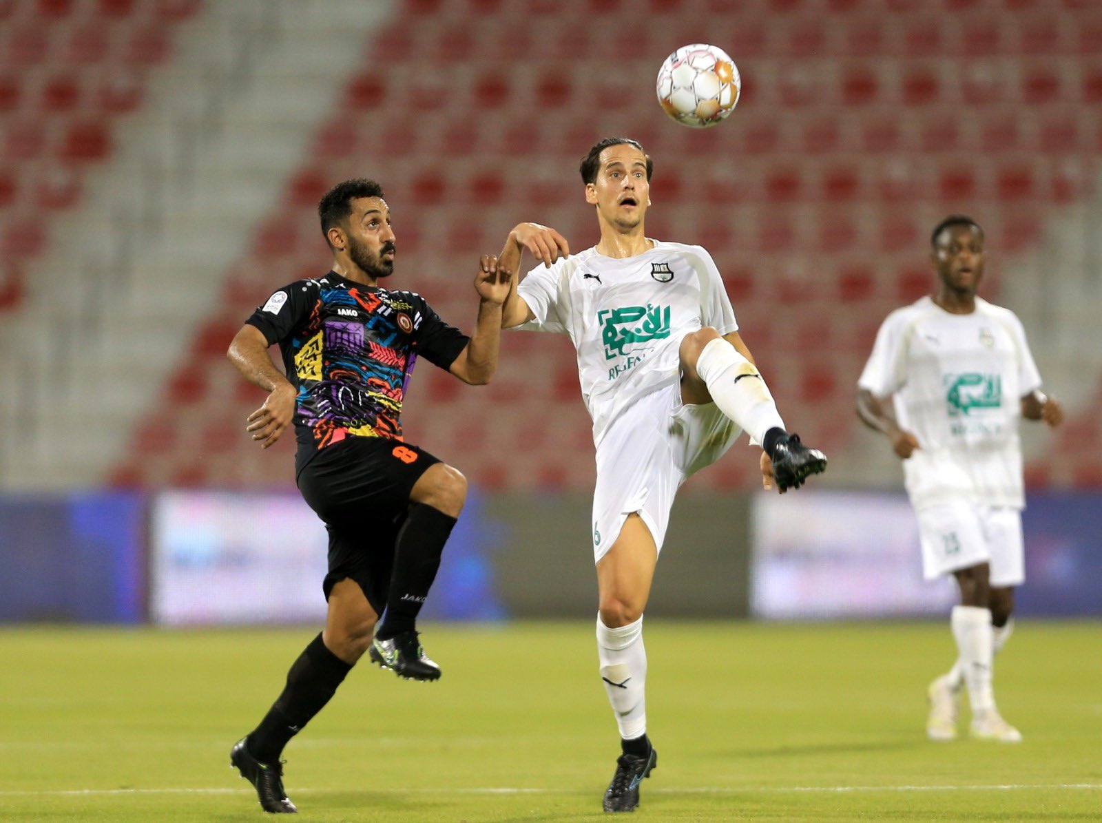 Umm Salal Fails to Beat 10-Man Al Ahli