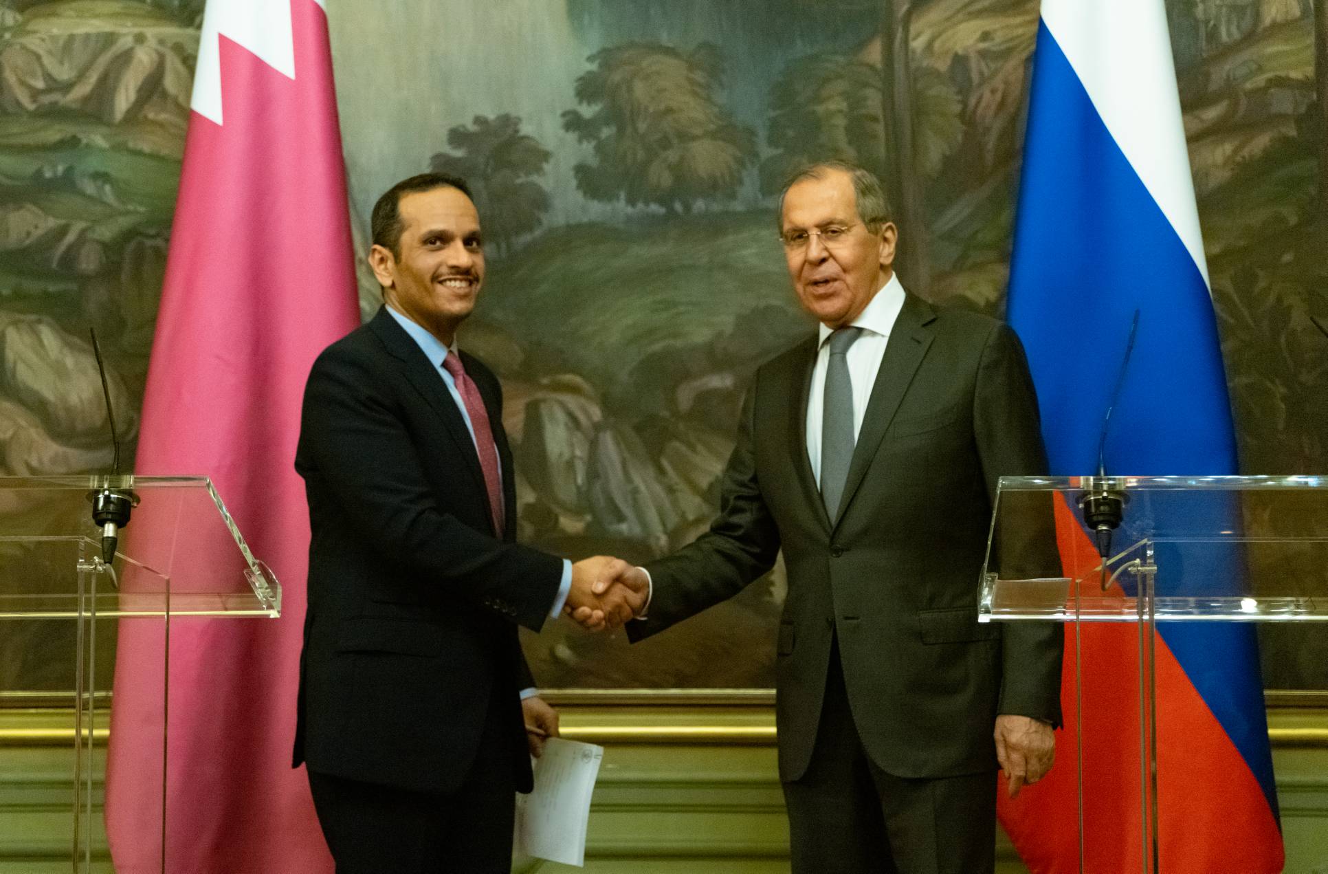 Qatar and Russia Agree that Humanitarian Aid to Afghanistan Be Independent of Political Developments