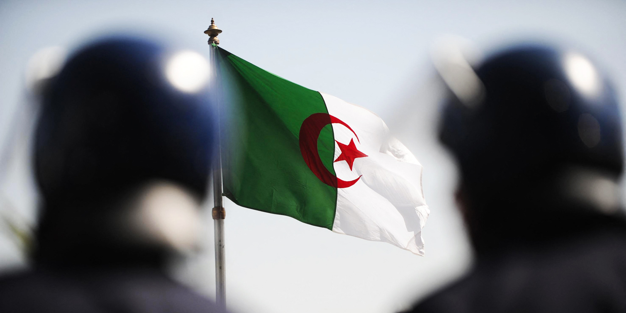 Algeria Summons French Envoy over Visa Restriction Decision