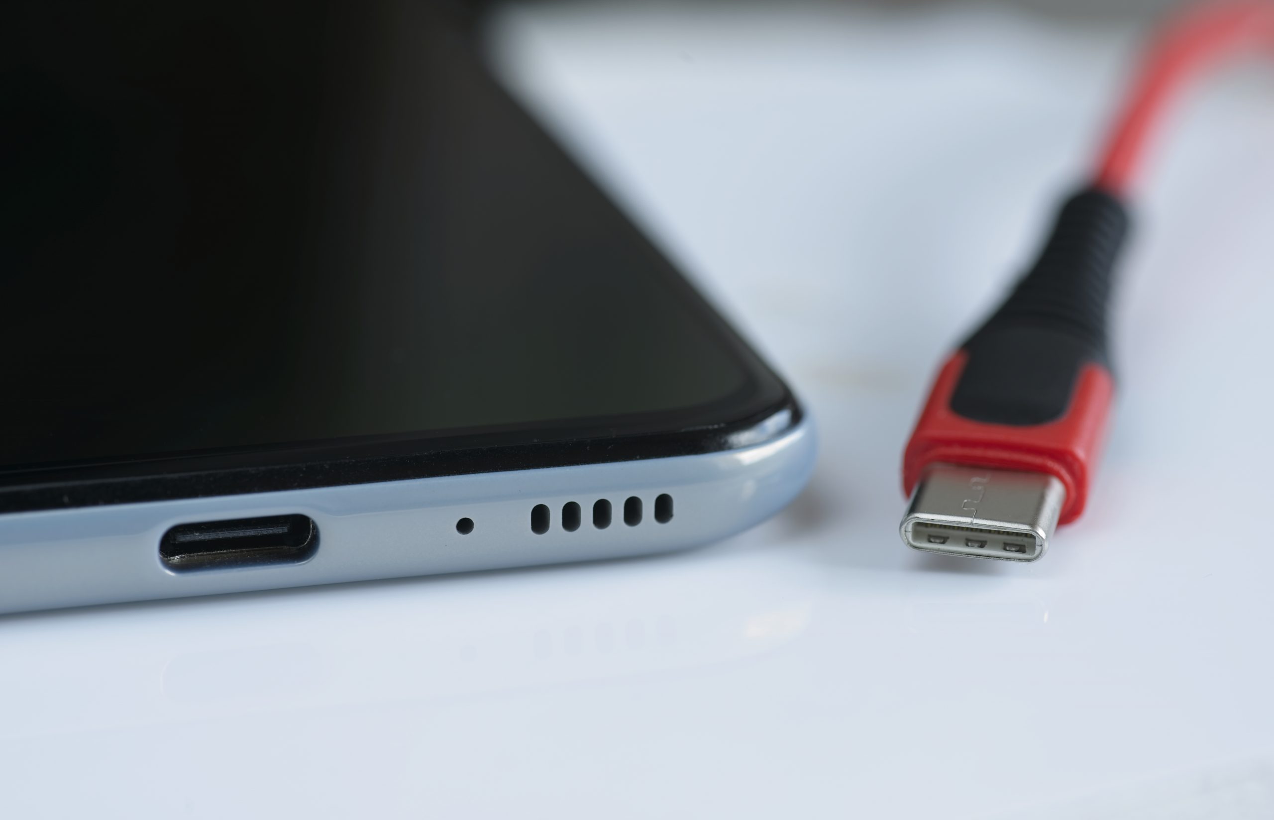 EU plans to legislate for common phone charger despite Apple grumbles