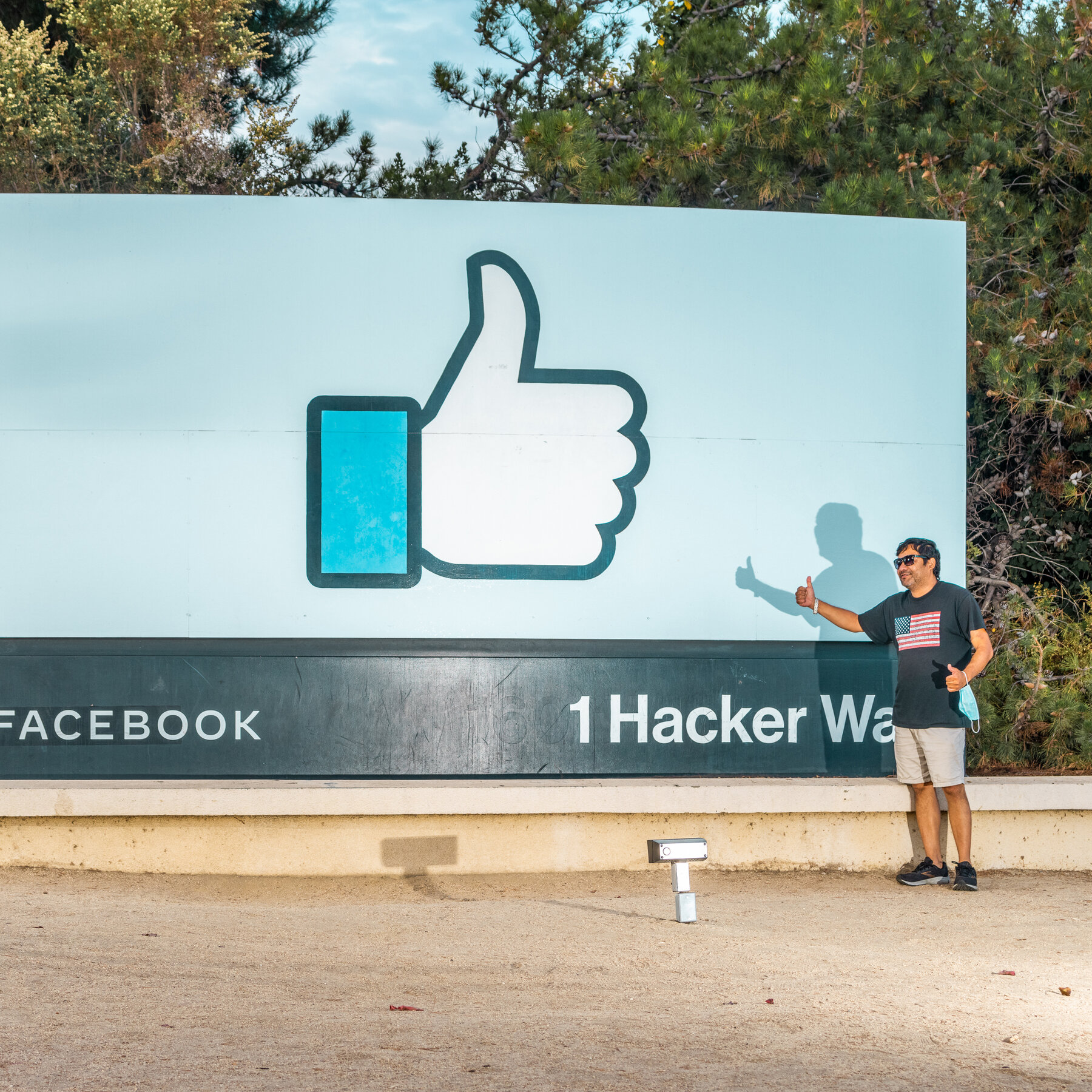 What disrupted Facebook platforms? Are you still wondering? Here's the full story