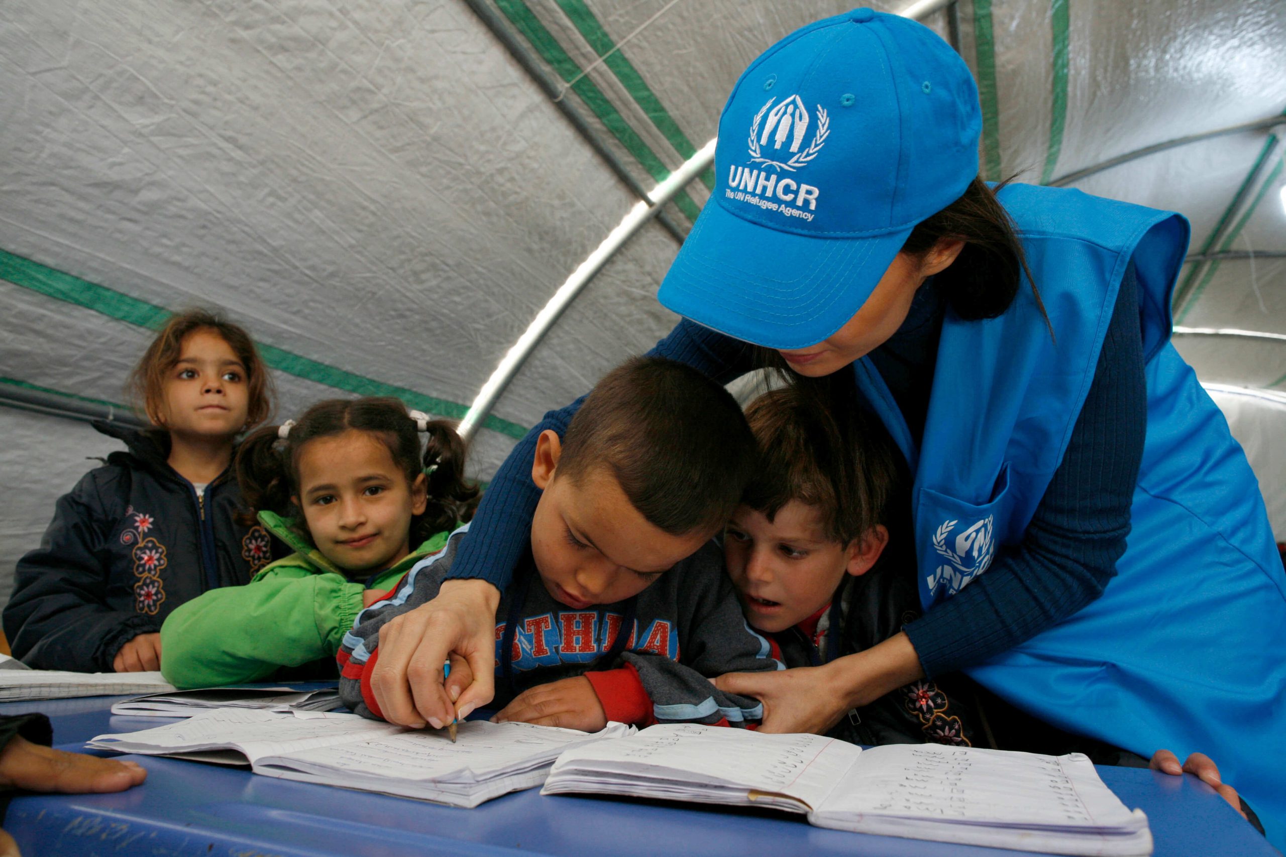 Qatar Renews Commitment to Providing Necessary Support to UNHCR