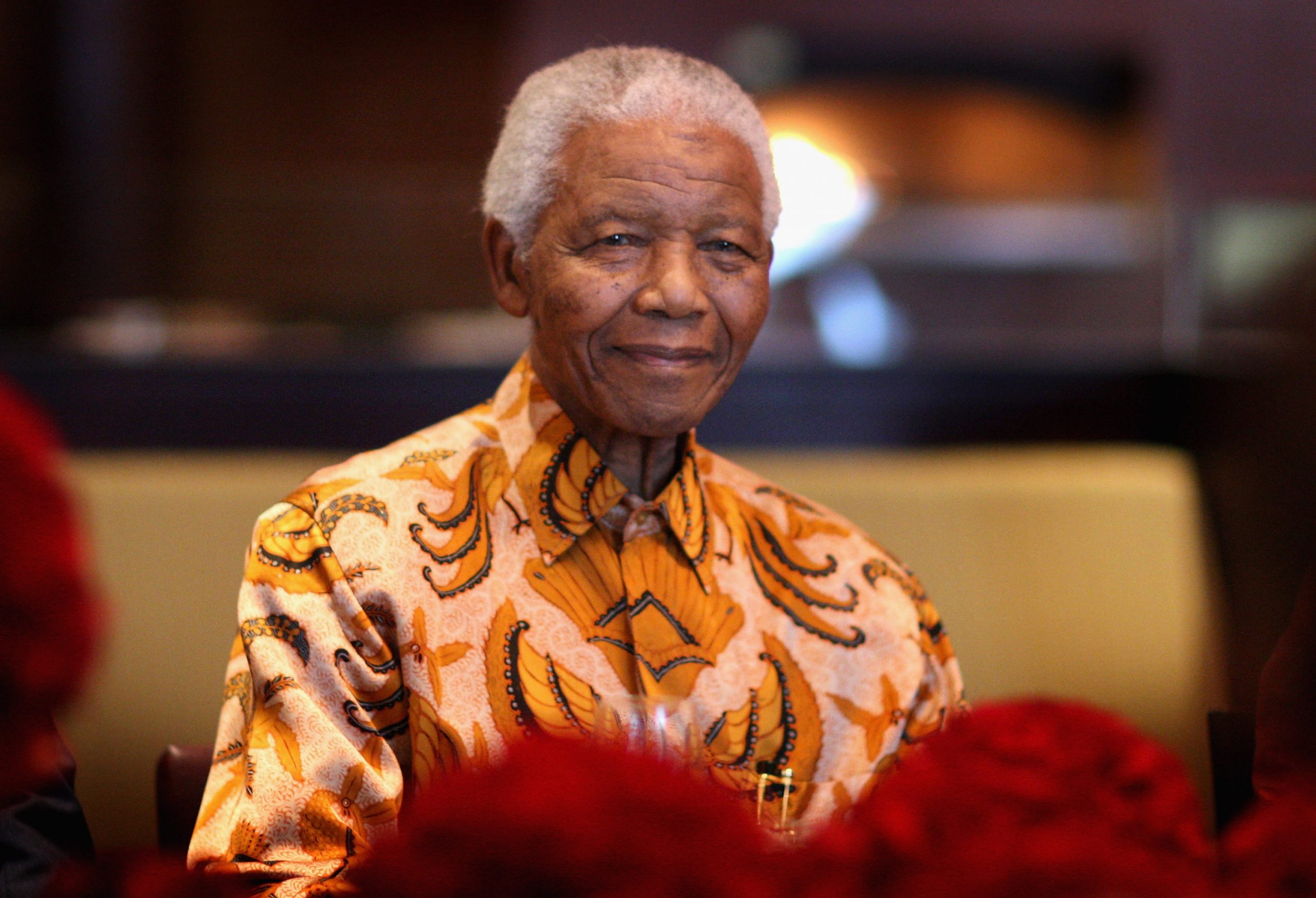 Nelson Mandela's famous shirts, belongings up for auction