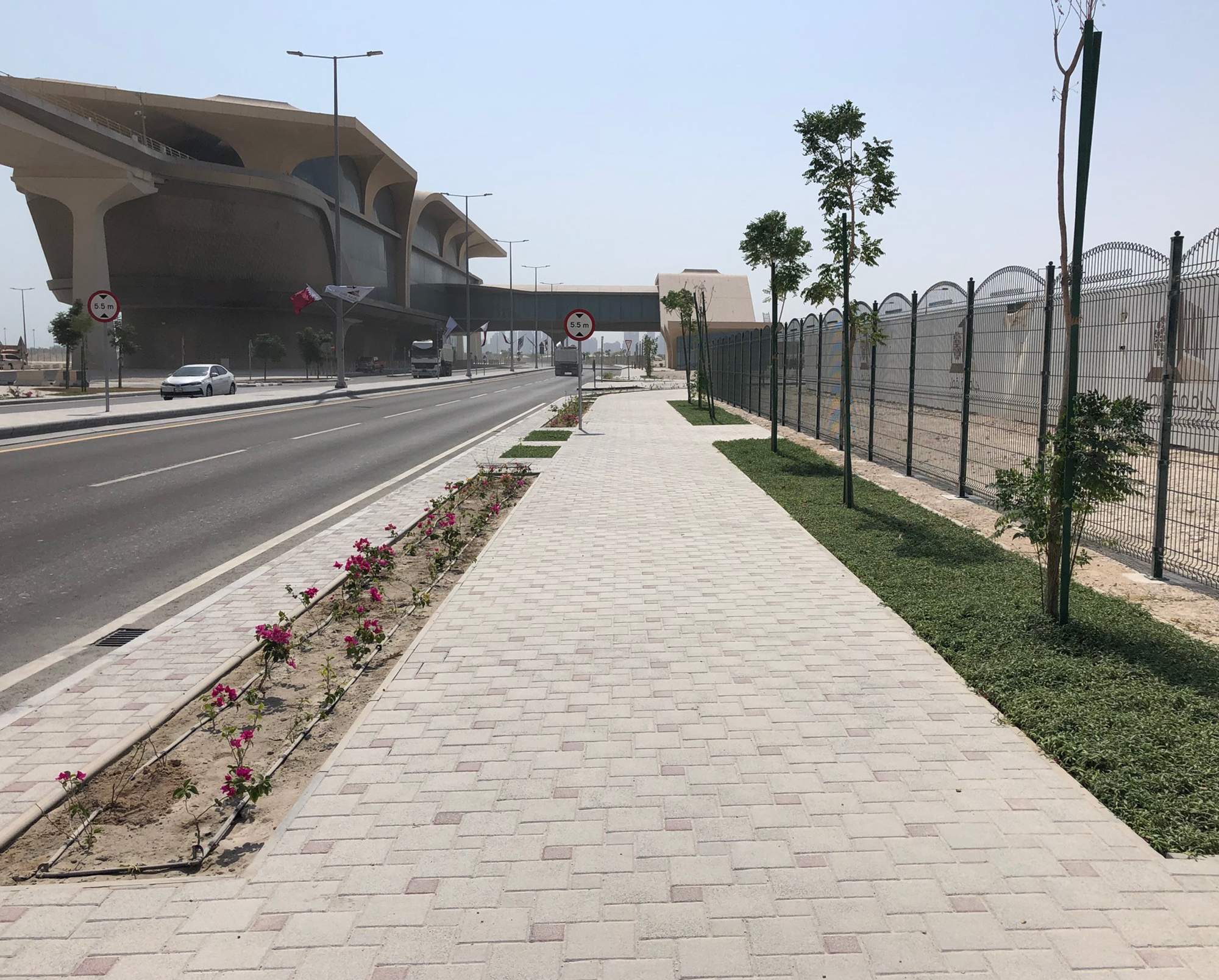 Ashghal opens road connecting QU metro