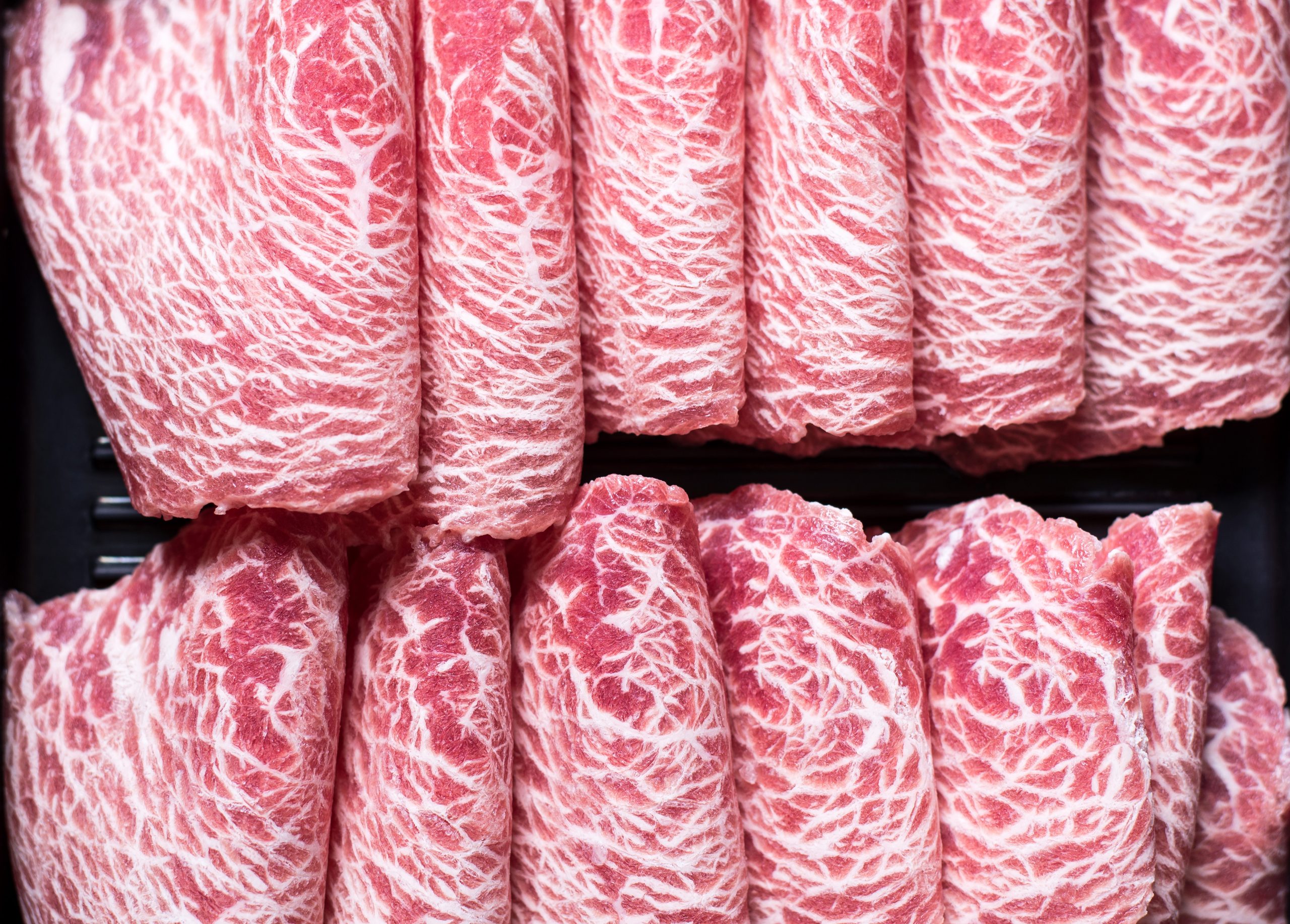 Large Quantities of Frozen Meat Seized for Violating Food Law