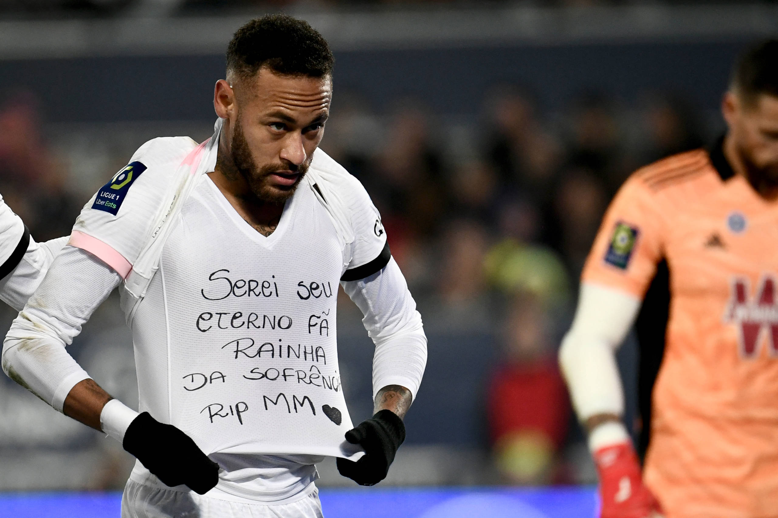 Neymar Stars As PSG Defeat Bordeaux in Ligue 1