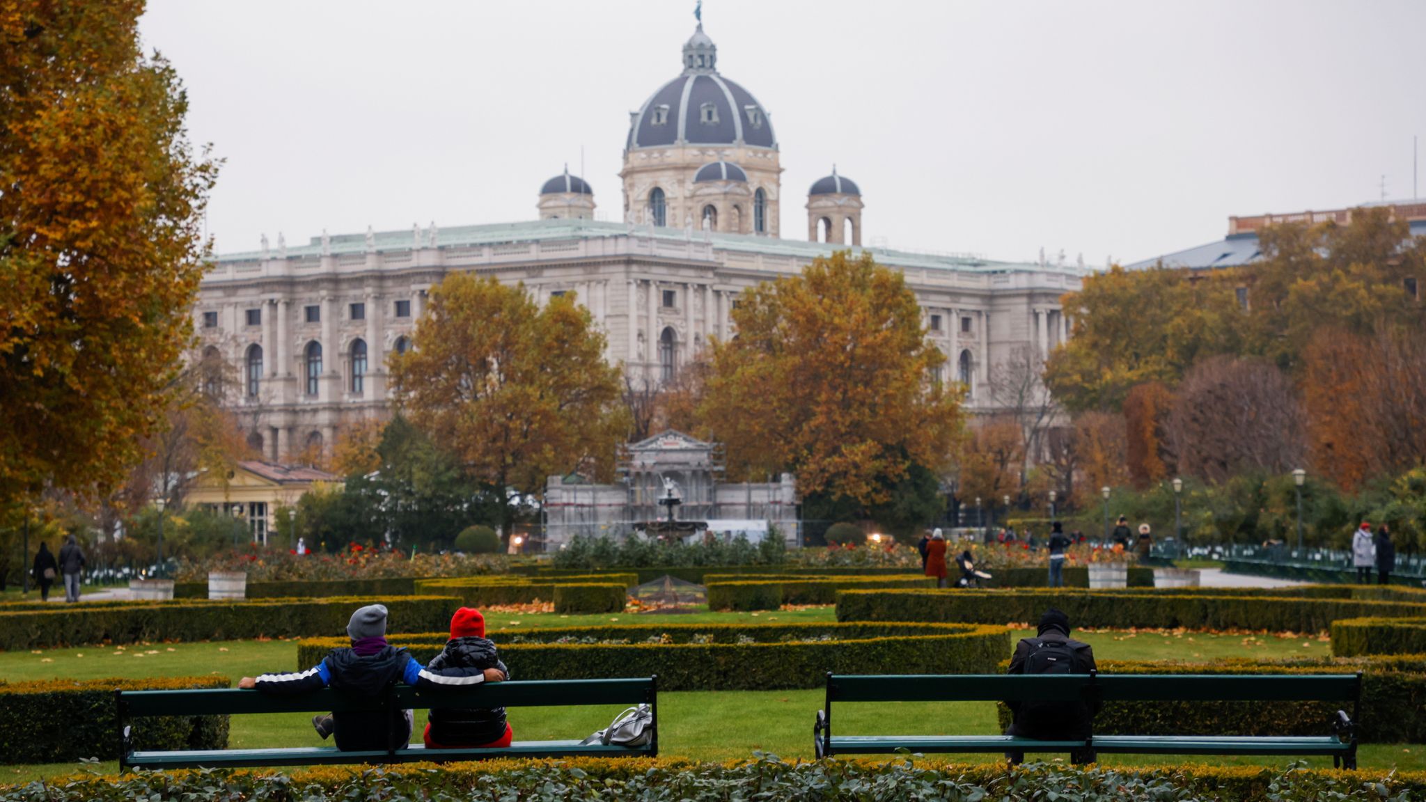 Austria to Go into Three-week Lockdown as COVID Cases Surge