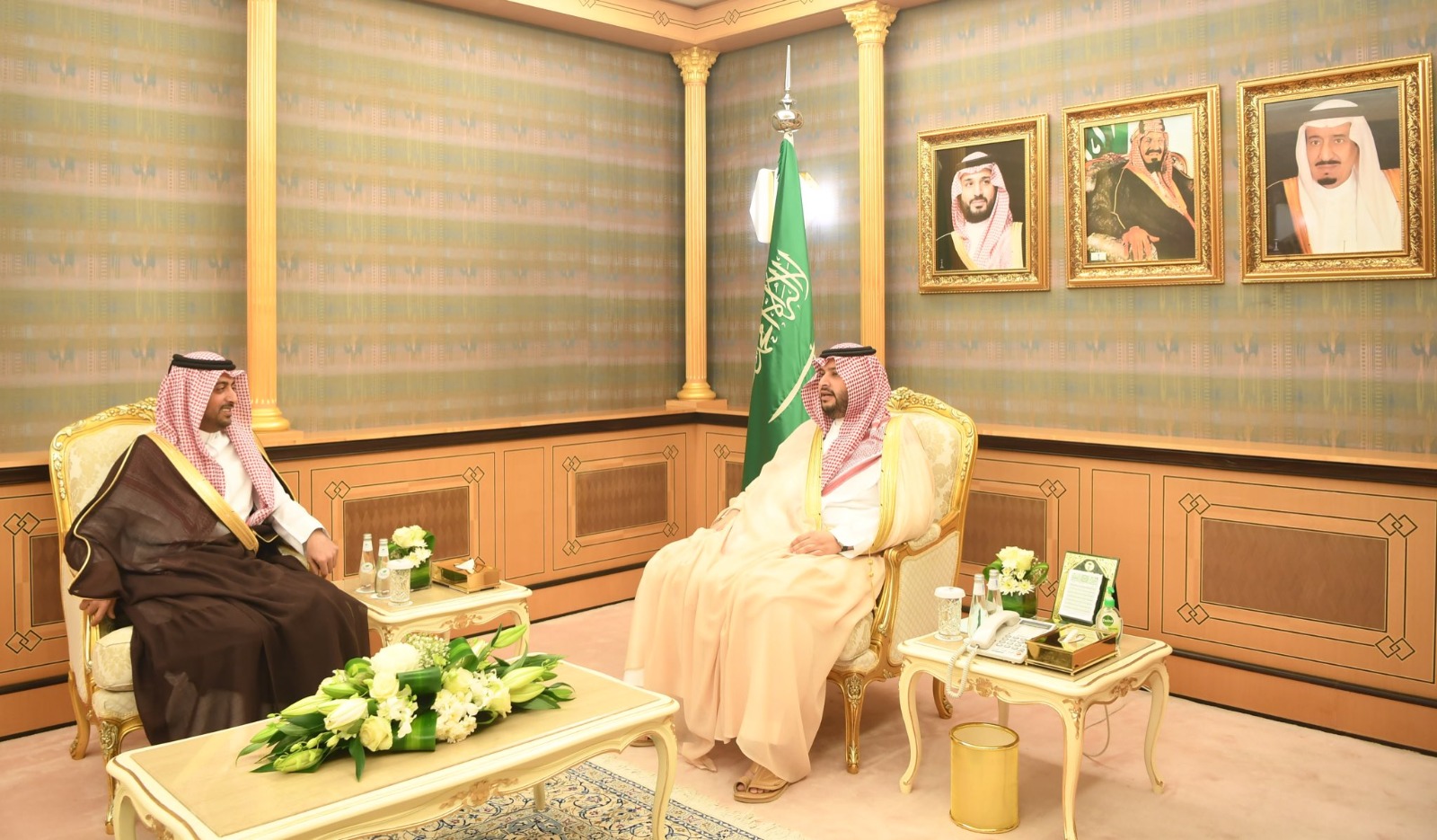 Minister of State and Member of Saudi Cabinet Meets Qatar's Ambassador