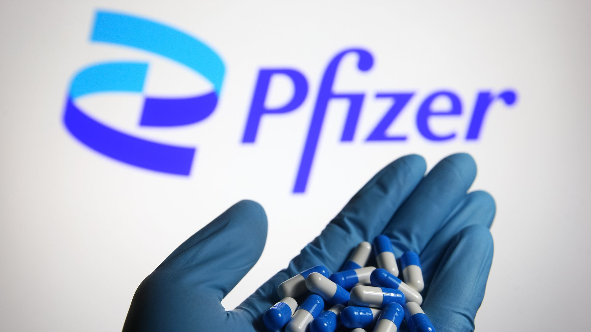 China Gives Conditional Approval to Pfizer Covid-19 Pill