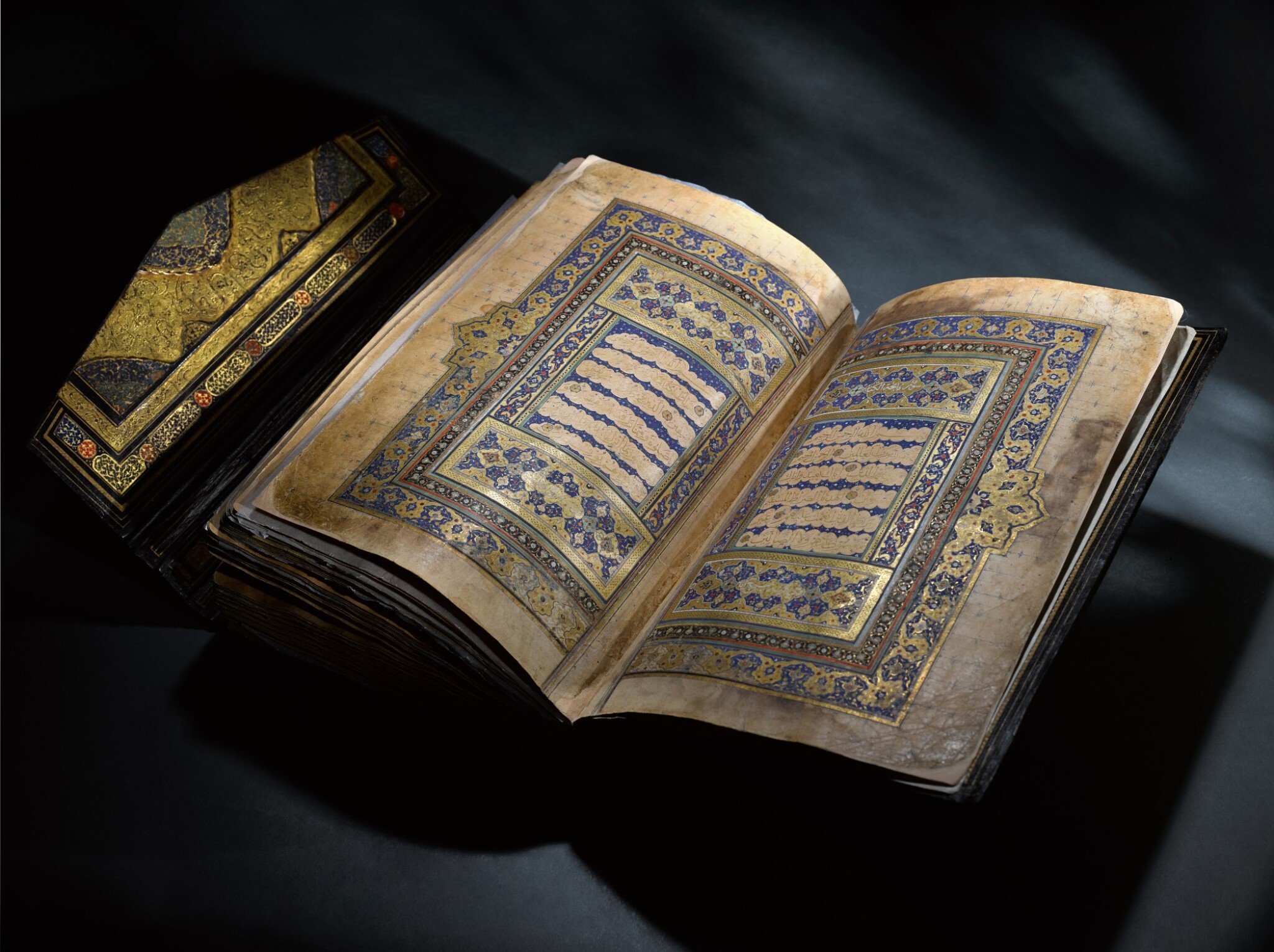 Gilded Quran and Islamic Manuscripts Auctioned in London