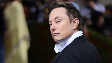 Elon Musk's Twitter ownership starts with firings, uncertainty: Reuters