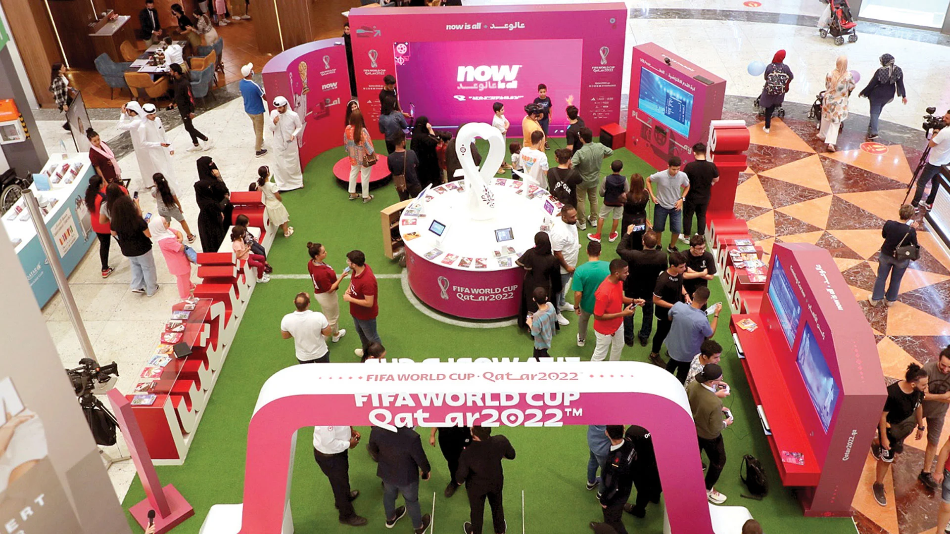 Qatar 2022: Huge Public Interaction with Promotional Activities in Malls