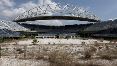 Why is Qatar dismantling some of its stadiums? What are white elephants?