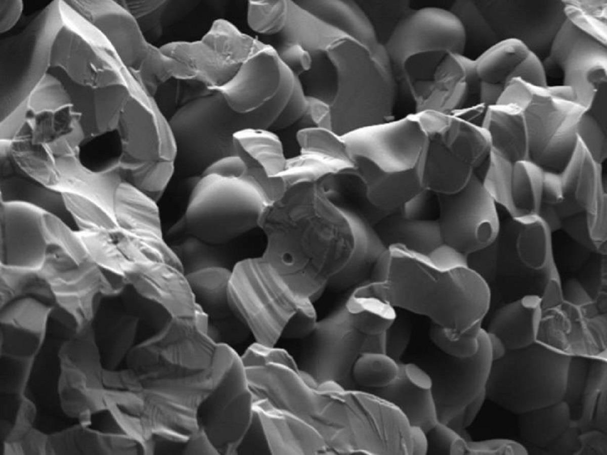 Russian Scientists Create Technology to Produce Porous-Controlled Ceramic Filters