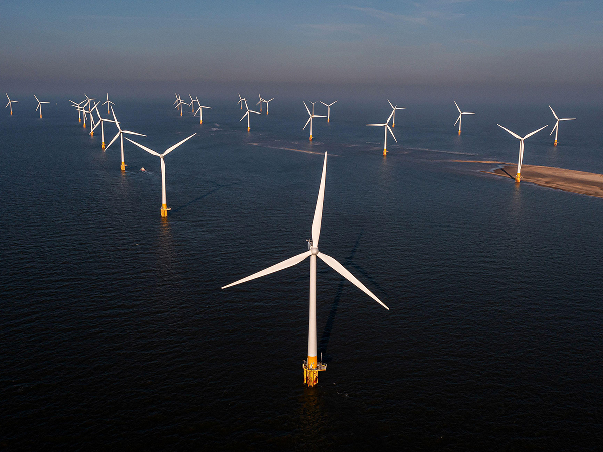UK, The Netherlands to Build World's Biggest Electricity Power-Line in the World