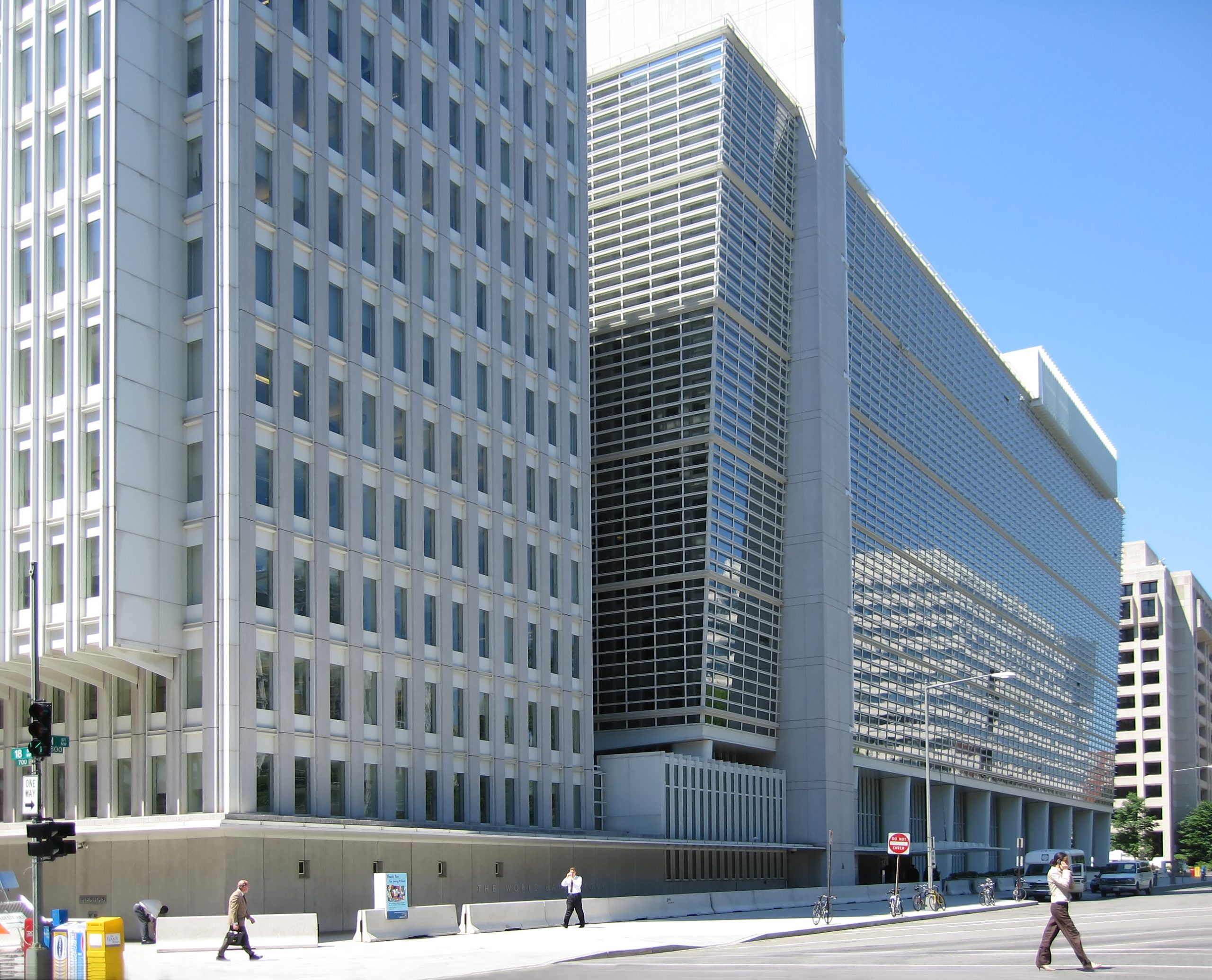 World Bank Forecasts Qatar's Economy to Grow by 3.3% in 2023