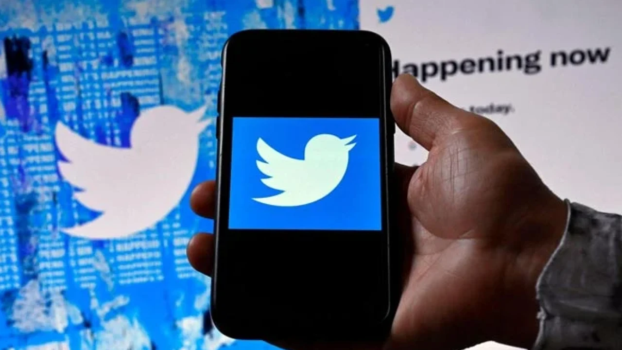 Twitter Allows Uploading Videos for Twitter Blue Subscribers