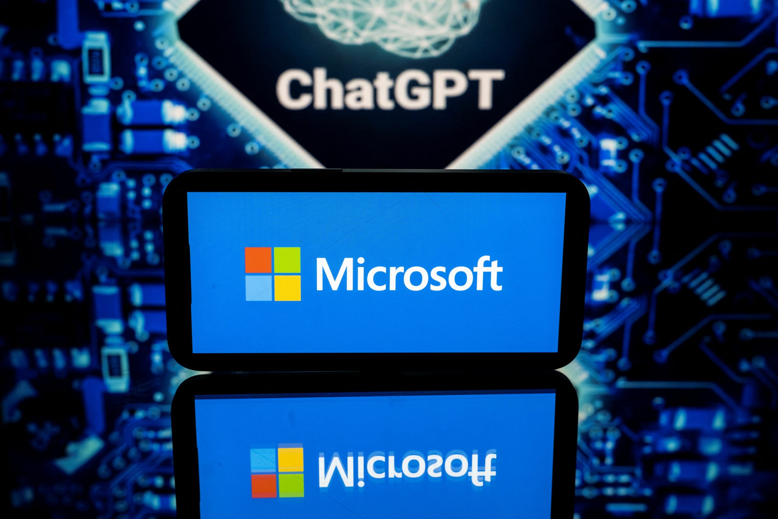 Meta Teams With Microsoft to Offer Commercial AI Access