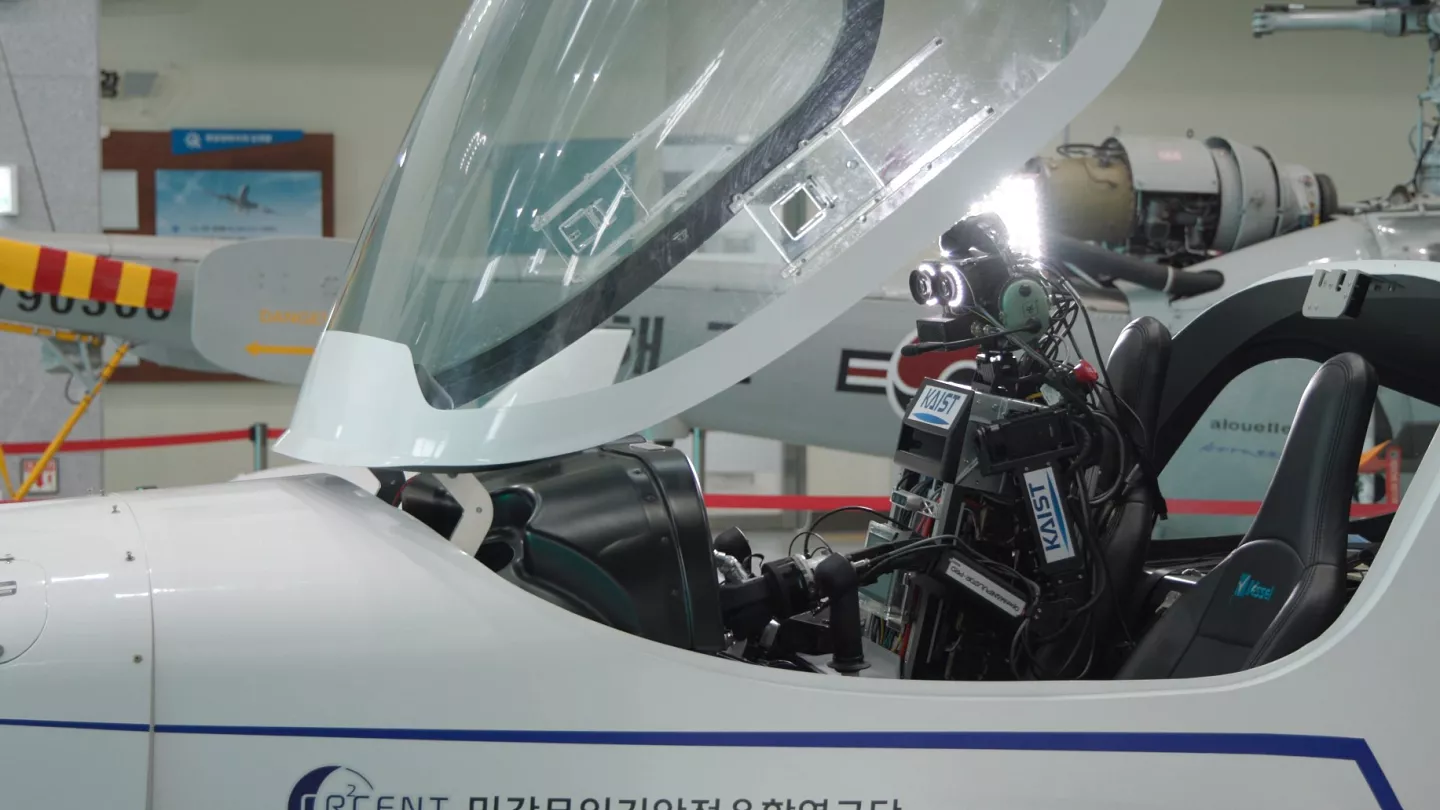 Researchers Develop AI Humanoid Robot that can Pilot a Plane