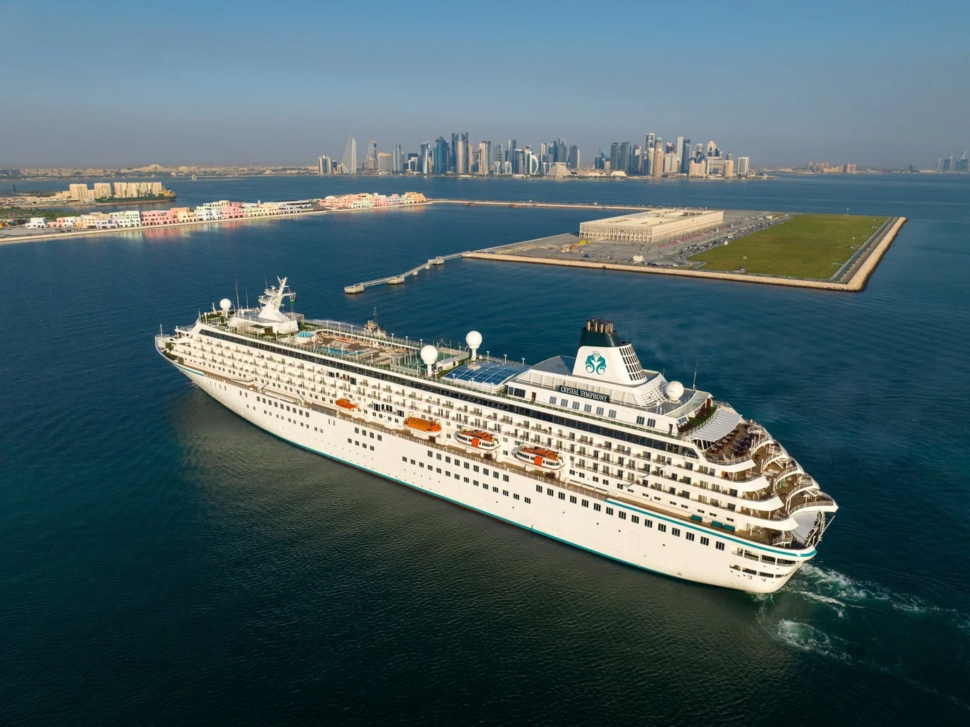 'Crystal Symphony' Opens Qatar's 2023/2024 Cruise Season