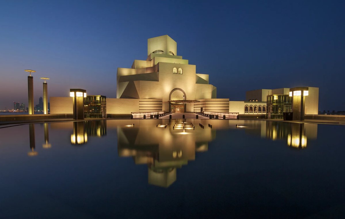Museum of Islamic Art Hosts Poetry Night for Palestinian Cause