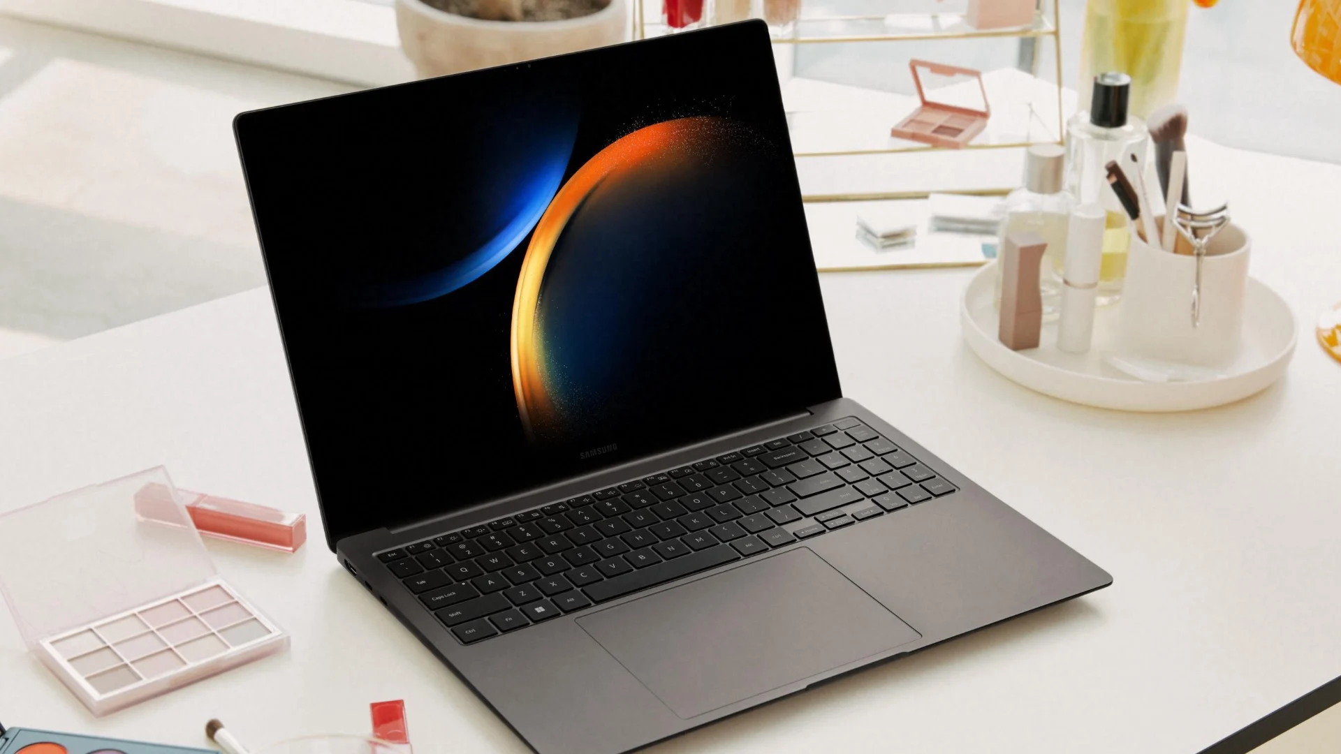 Samsung to Launch AI-Powered Galaxy Book 4 on December 15